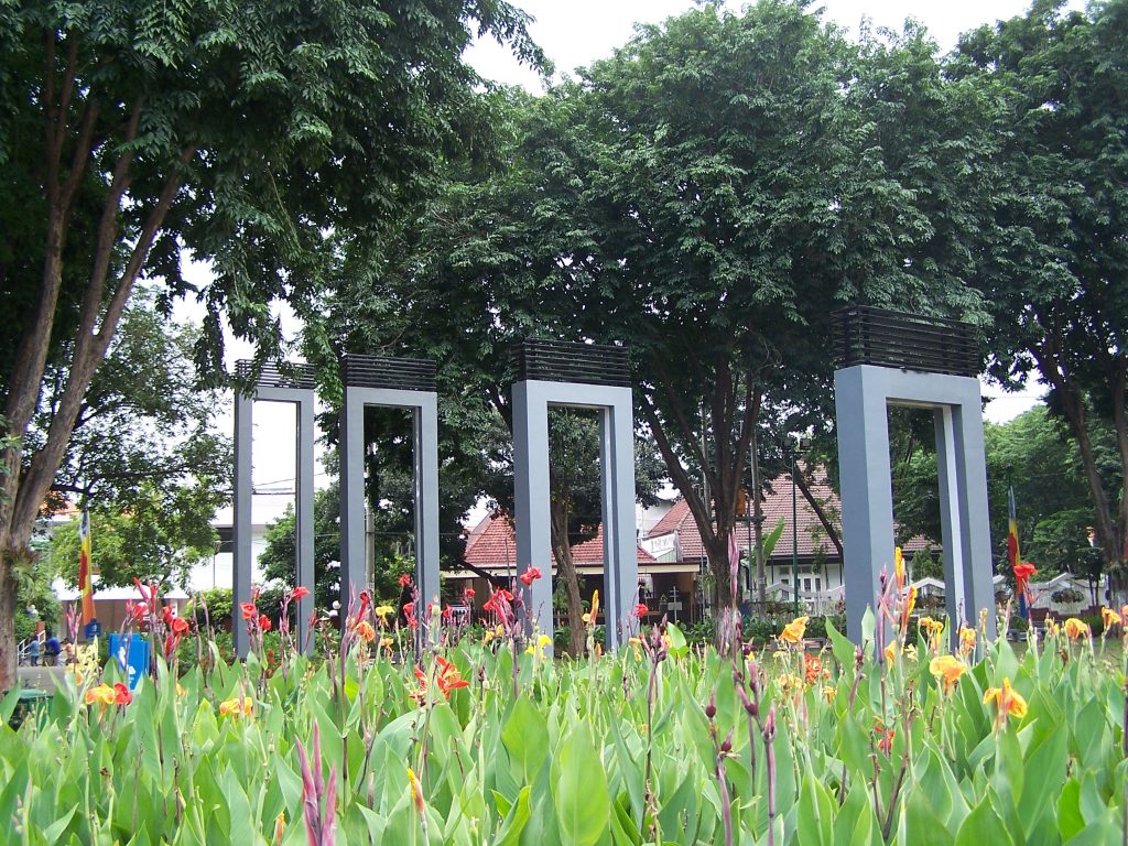 Bungkul Park Surabaya City Guide