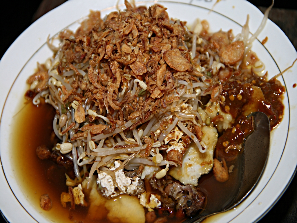Lontong Balap Surabaya City Guide