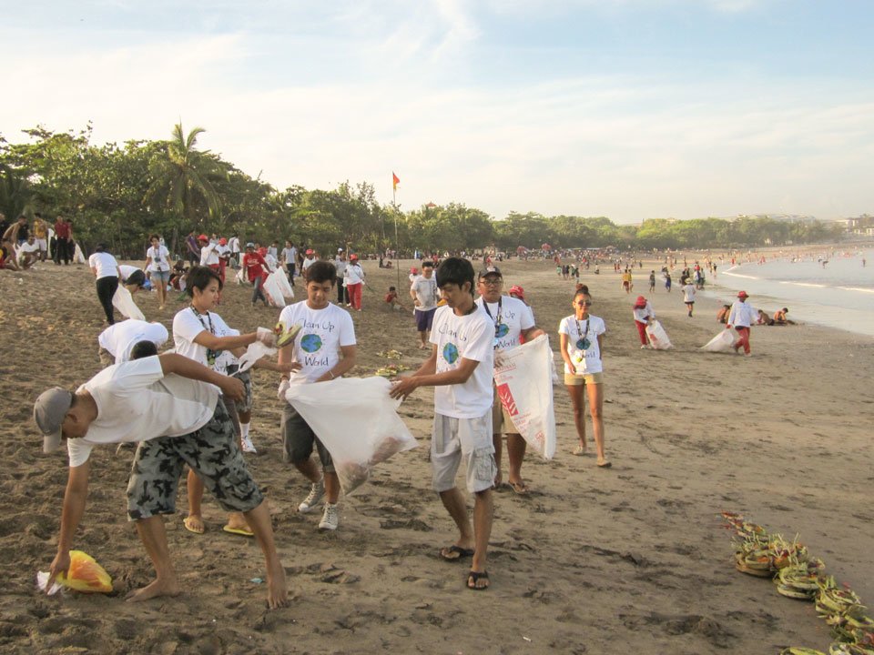 Bali Cleaning Beach